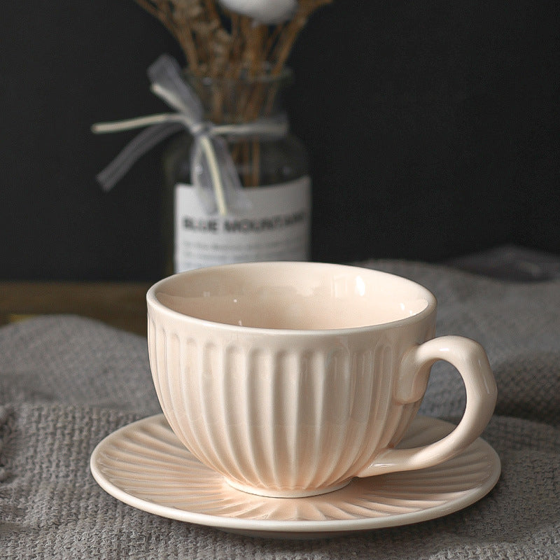 Vintage latte coffee cup - Exquisite ceramic with latte art design